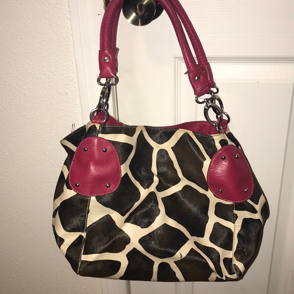 Marshalls Bags Giraffe Printed Purse Poshmark